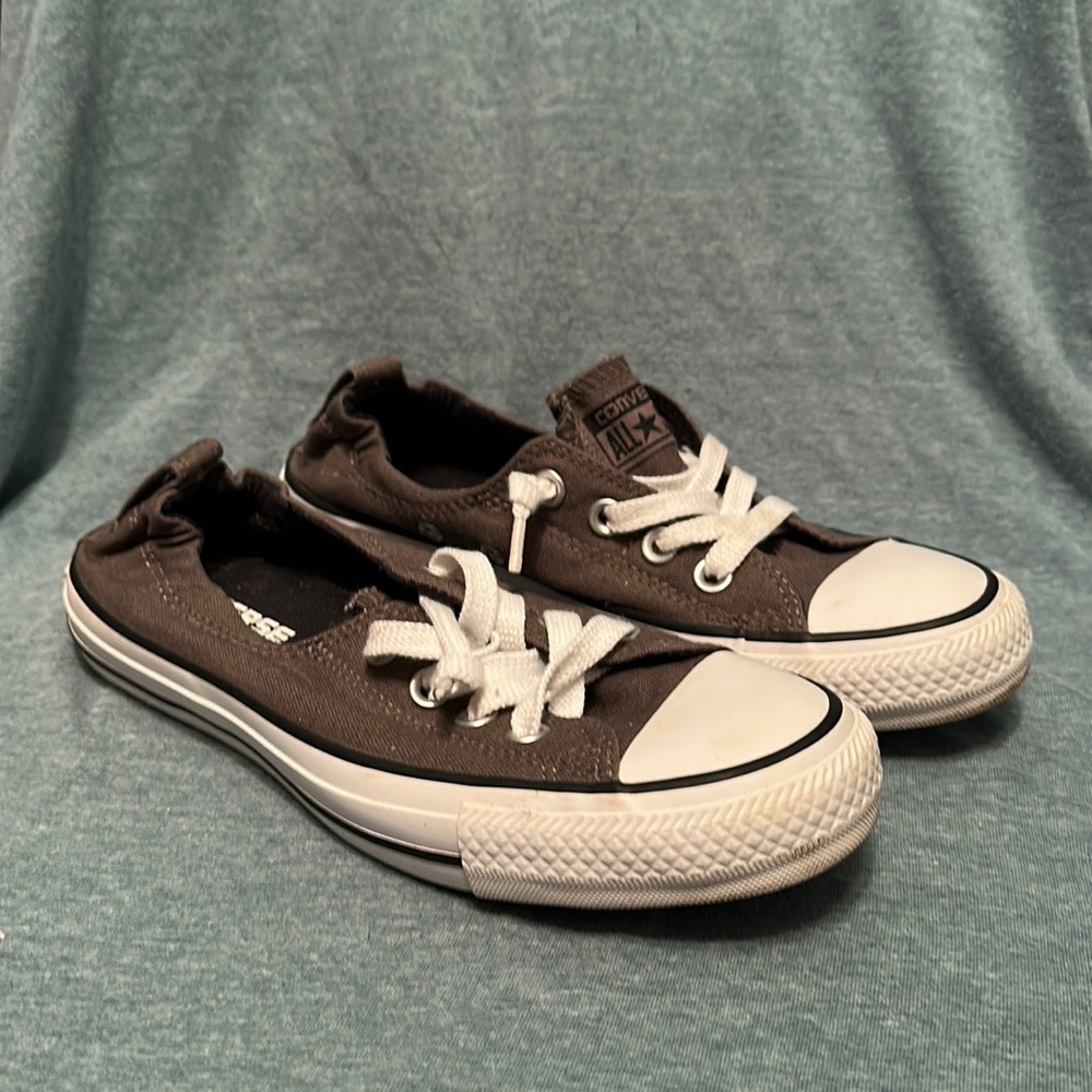 Converse All Star Women’s US size 7 UK size 5 gray and white